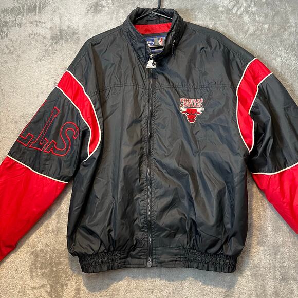 Vintage Starter Chicago Bulls Nylon Jacket Size Large Red Black Bulls NBA‎ 90s - Picture 2 of 11